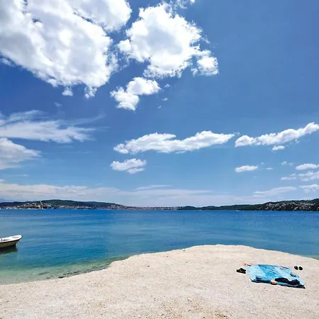 Σπίτι διακοπών Amazing In Seget Donji With Wifi Τρογκίρ