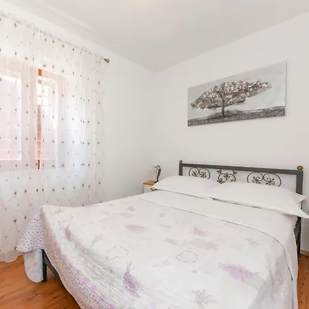 Cozy In Seget Donji Traù