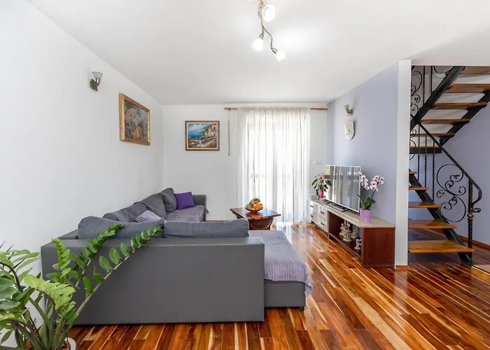 Casa vacanze Cozy In Seget Donji *