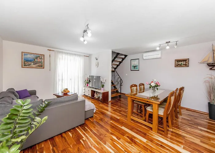 Cozy In Seget Donji Casa vacanze Traù